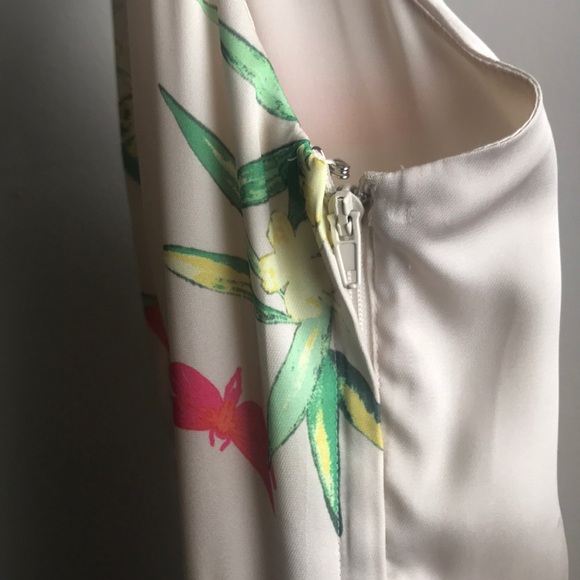 High-neck Silky Hummingbird Dress - Picture 7 of 8